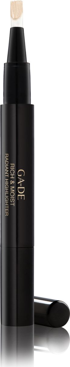 Ga-de Хайлайтер Rich&moist № 11, 2,5 мл.119300011 Ga-de Хайлайтер Rich&moist № 11, 2,5 мл.119300011Этот кремообразный хайлайтер со светоотражающим эффектом, созданный на основе увлажняющего комплекса и витаминов, придает Вашей коже сияние, скрывает морщины и другие недостатки кожи и позволяет подчеркнуть макияж. Одним взмахом кисточки ручка -хайлайтер освежает и осветляет кожу, придавая области вокруг глаз и другим участкам лица естественный оттенок. Хайлайтер удобен в использовании, подходит для обновления Вашего макияжа в течение дня.