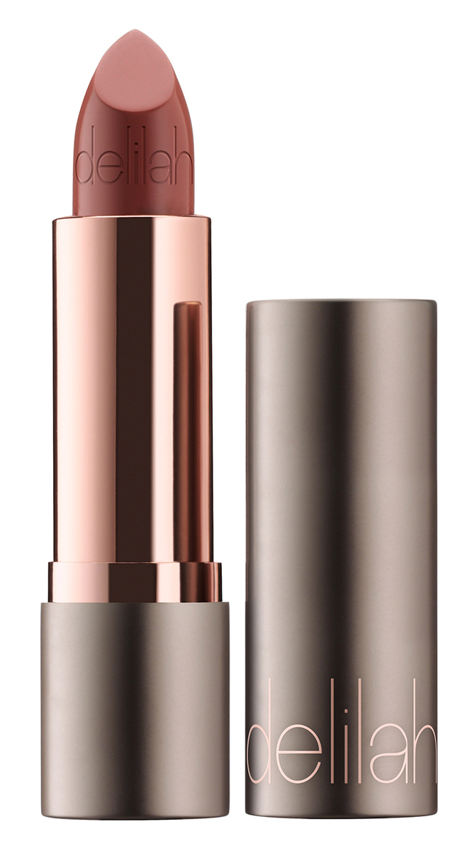 Delilah Помада для губ тон Hush, 3,7 грDLL3202 Delilah Помада для губ тон Hush, 3,7 грDLL3202Colour Intense – роскошная помада с мягкой кремовой формулой и шелковым матовым финишем. Сферические полимеры в её составе придают текстуре бархатистость и обеспечивают гладкость нанесения. Витамин Е является мощны антиоксидантом. Помада тает на губах и держится несколько часов.