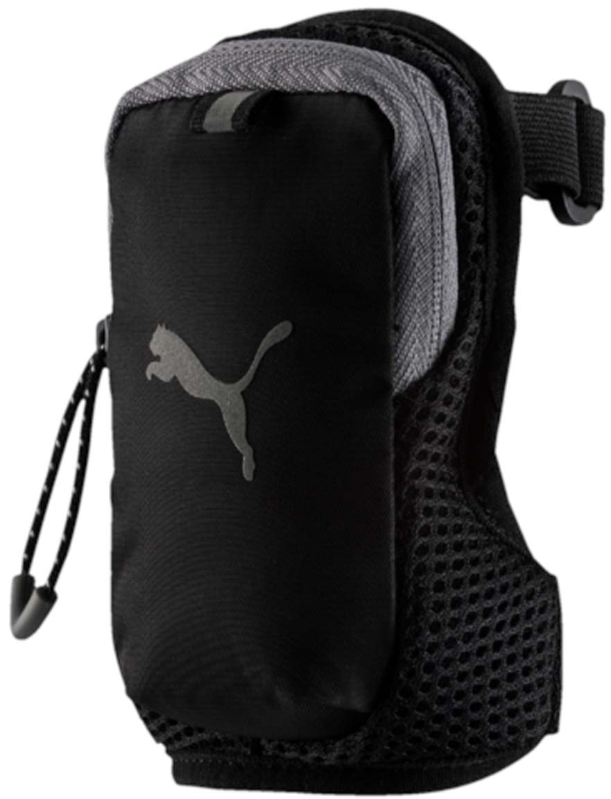 Сумка-чехол для мобильных устройств Puma Pr Hand Pocket, цвет: черный. 0531440105314401 Сумка-чехол для мобильных устройств Puma Pr Hand Pocket, цвет: черный. 0531440105314401Легкая наладонная сумочка для спортсмена Puma Pr Hand Pocket застегивается на молнию, крепится к запястью и ладони удобной мягкой эластичной лентой, что обеспечивает комфорт и удобство. Сумочка украшена спереди светоотражающим набивным логотипом Puma. Легкий чехол на руку с светоотражающей застежкой-молнией отлично подойдет для того, чтобы положить туда любые нужные мелочи – ключи, деньги или плеер.