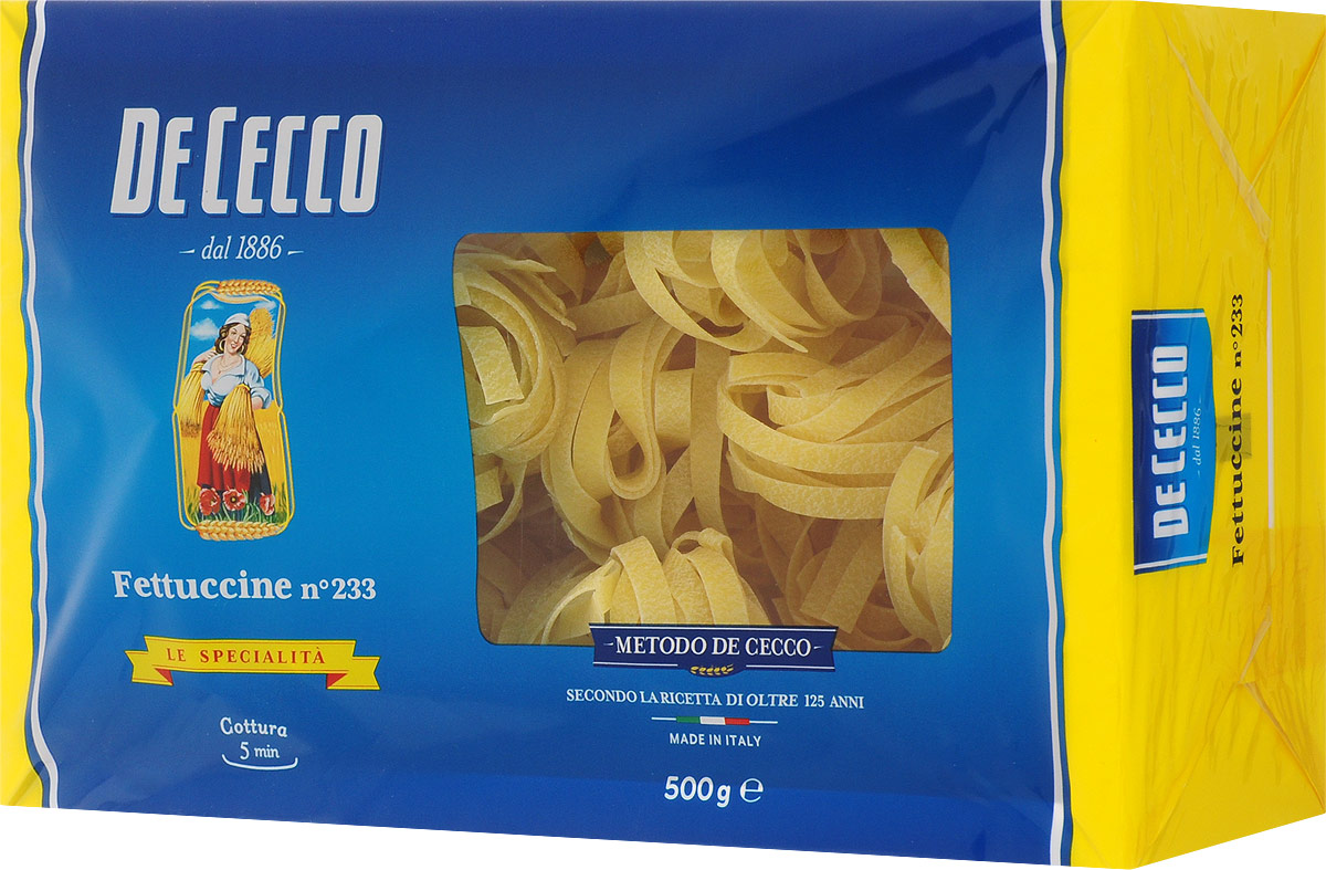 De Cecco паста феттучине №233, 500 г8001250152336 De Cecco паста феттучине №233, 500 г8001250152336Паста De Cecco Феттучине №233 относится к семейству длинных макаронных изделий скрученных в гнезда, с плоским сечением толщиной от 0,88 мм до 0,92 мм. Феттучине очень универсальны в приготовлении и подаются с различными соусами, особенно рекомендуются в рецептах с томатным соусом и мясным рагу. А также прекрасно подходят для приготовления рецептов на основе морепродуктов, особенно с моллюсками.