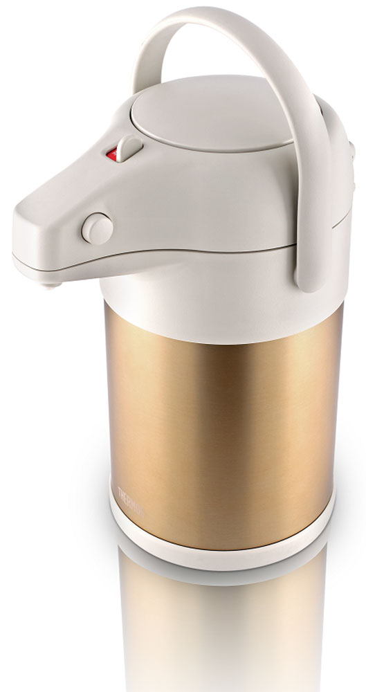 Термос Thermos, цвет: золотой матовый, 3 л. TAH-3000428974 Термос Thermos, цвет: золотой матовый, 3 л. TAH-3000428974Термос из нержавеющей стали для долгого и приятного чаепития в большой компании. Технология создания глубокого вакуума между стенками термоса, изолированная крышка способствуют лучшей теплоизоляции, поднимают характеристики удержания температуры до фантастических значений! Вращающееся основание корпуса позволяет легко поворачивать термос на 360 градусов. Мощный ручной пневмонасос быстро наполняет чашки кипятком. Удобная ручка для переноски.