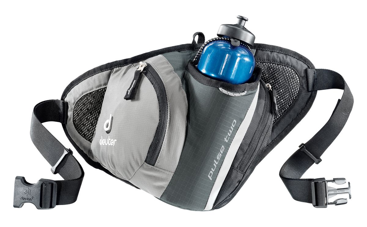 Сумка поясная Deuter Pulse Two, цвет: серый, черный39080_4700 Сумка поясная Deuter Pulse Two, цвет: серый, черный39080_4700Во время лыжных прогулок, кросса по пересеченной местности, пешей прогулки или лёгкой утренней пробежки, вес поклажи должен быть минимизирован. Но в любом случае, вам, просто необходима сумка, куда можно убрать фляжку для питья, ключи, мобильный телефон и немного денег. Стильные и легкие сумки серии Pulse гарантируют размещение всего, что требуется. Объем: 1 л Вес: 190 гр Размеры: 40 x 21 x 9 (H x W x D) см. Материал: Deuter-Microrip-Nylon Deuter-Ripstop 210