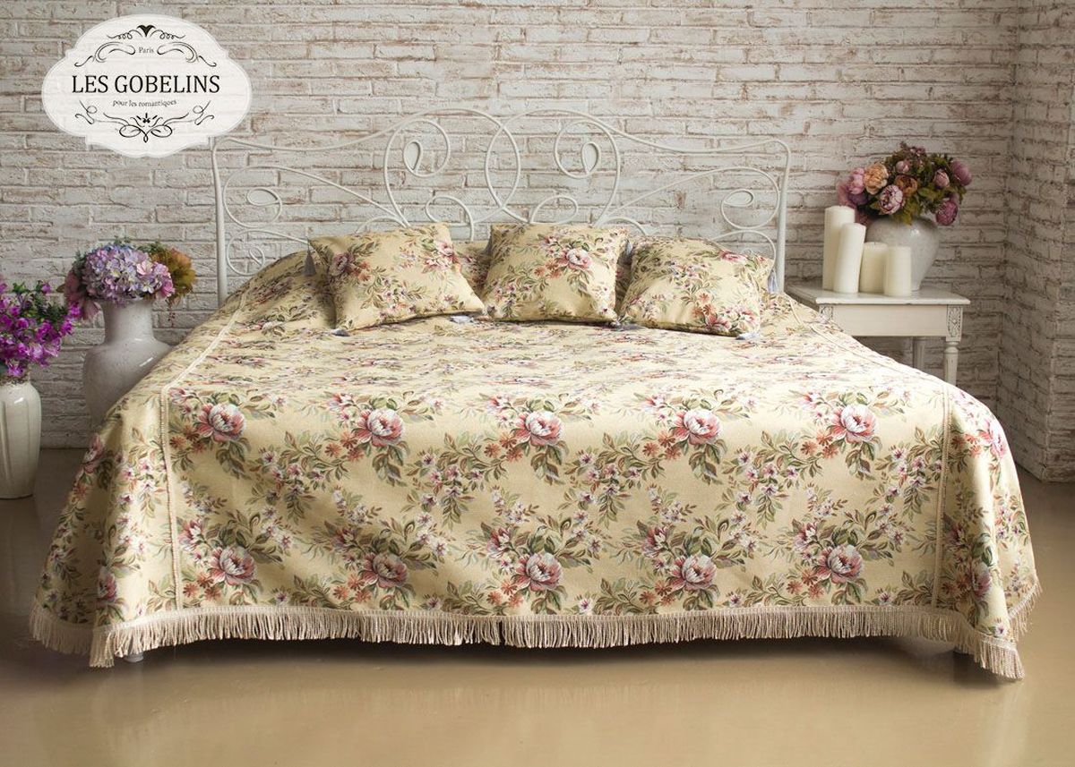 Покрывало на кровать Les Gobelins Pivoines Aquarelles, 240х260 см. lns183732lns183732 Покрывало на кровать Les Gobelins Pivoines Aquarelles, 240х260 см. lns183732lns183732Общий размер: евро макси Размер покрывала: 240х260 см Размер наволочек: Без наволочек Материал: Хлопковый гобелен Длина ворса: Отсутствует Состав: 50% хлопок, 50% полиэстер Отделка: Бахрома и кисти Производитель: Les Gobelins Cтрана производства: Россия Упаковка: Полиэтиленовый пакет
