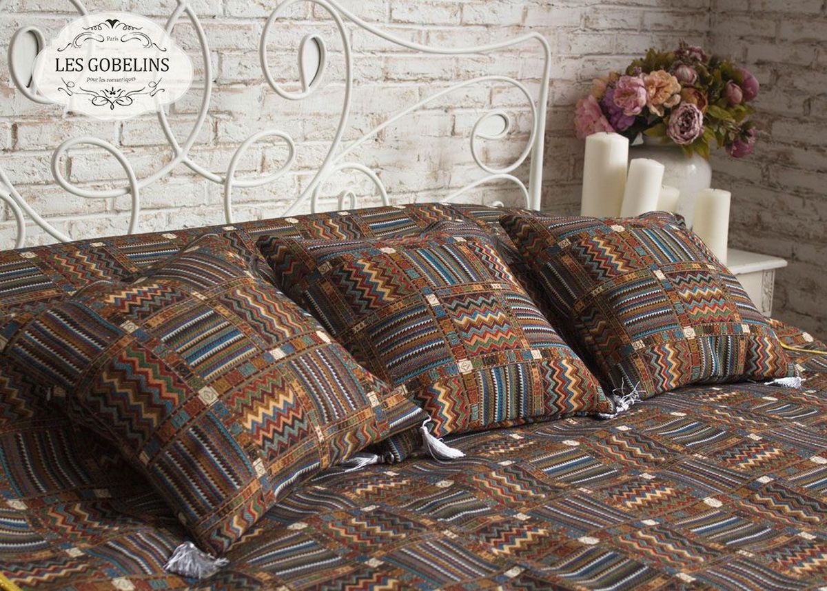 Покрывало на кровать Les Gobelins Mexique, 150х220 см. lns184408lns184408 Покрывало на кровать Les Gobelins Mexique, 150х220 см. lns184408lns184408Общий размер: полутороспальный Размер покрывала: 150х220 см Размер наволочек: Без наволочек Материал: Хлопковый гобелен Длина ворса: Отсутствует Состав: 60% хлопок, 40% полиэстер Отделка: Бахрома и кисти Производитель: Les Gobelins Cтрана производства: Россия Упаковка: Полиэтиленовый пакет