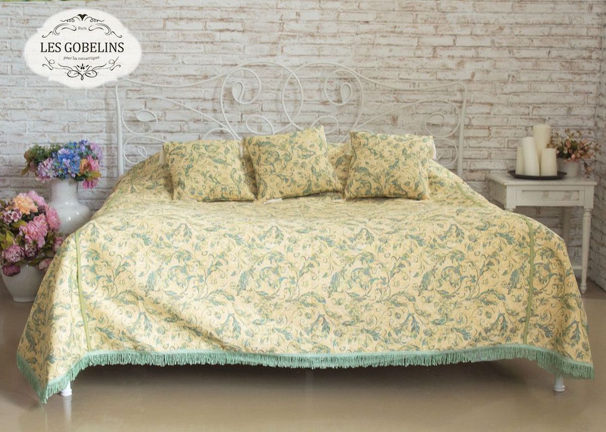 Покрывало на кровать Les Gobelins Jeune Verdure, 260х240 см. lns184837lns184837 Покрывало на кровать Les Gobelins Jeune Verdure, 260х240 см. lns184837lns184837Общий размер: евро макси Размер покрывала: 260х240 см Размер наволочек: Без наволочек Материал: Хлопковый гобелен Длина ворса: Отсутствует Состав: 52% хлопок, 48% полиэстер Отделка: Бахрома и кисти Производитель: Les Gobelins Cтрана производства: Россия Упаковка: Полиэтиленовый пакет