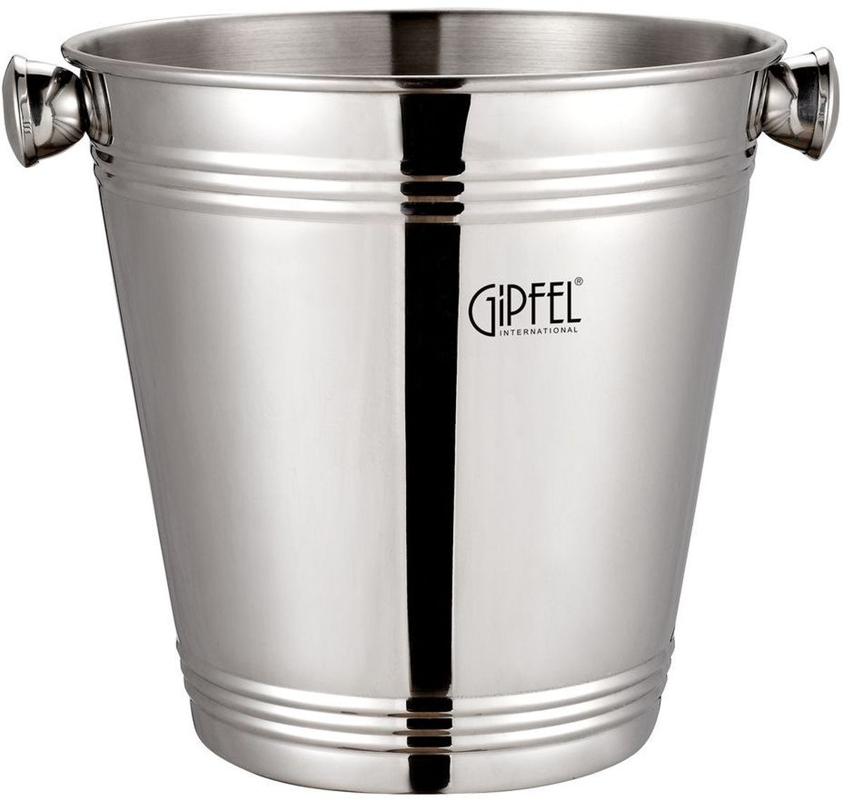 Ведро для льда Gipfel Sitelo, 3 л2100 Ведро для льда Gipfel Sitelo, 3 л2100Посуда Gipfel изготовлена только из качественных, экологически чистых материалов. Также уделяется особое внимание дизайну продукции, способному удовлетворять вкусы даже самых взыскательных покупателей. Сталь 8/10, из которой изготавливается посуда и аксессуары Gipfel, является уникальной. Она отличается высокими эксплуатационными характеристиками и крайне устойчива к физическим воздействиям. Сложно найти более подходящий для создания качественной кухонной посуды материал. Отличительной чертой металлической посуды, выполненной из подобной стали, является характерный сероватый оттенок поверхности и особый блеск. Это позволяет приготовить более здоровую пищу.