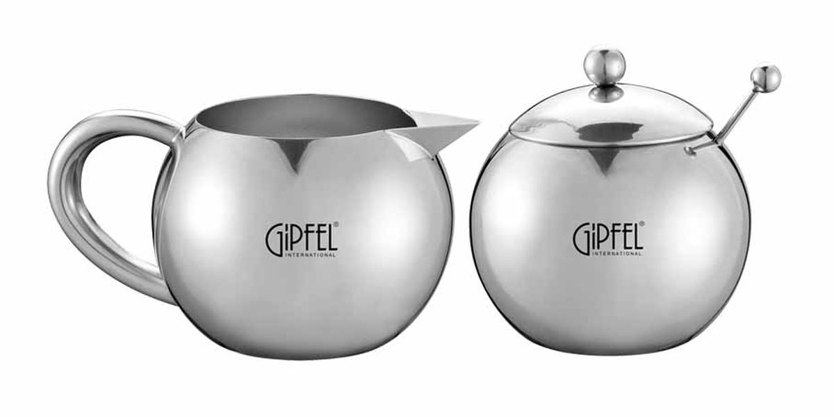 Набор Gipfel Oreole: сахарница, молочник, с ложкой. 98329832 Набор Gipfel Oreole: сахарница, молочник, с ложкой. 98329832Посуда Gipfel изготовлена только из качественных, экологически чистых материалов. Также уделяется особое внимание дизайну продукции, способному удовлетворять вкусы даже самых взыскательных покупателей. Сталь 8/10, из которой изготавливается посуда и аксессуары Gipfel, является уникальной. Она отличается высокими эксплуатационными характеристиками и крайне устойчива к физическим воздействиям. Сложно найти более подходящий для создания качественной кухонной посуды материал. Отличительной чертой металлической посуды, выполненной из подобной стали, является характерный сероватый оттенок поверхности и особый блеск. Это позволяет приготовить более здоровую пищу.