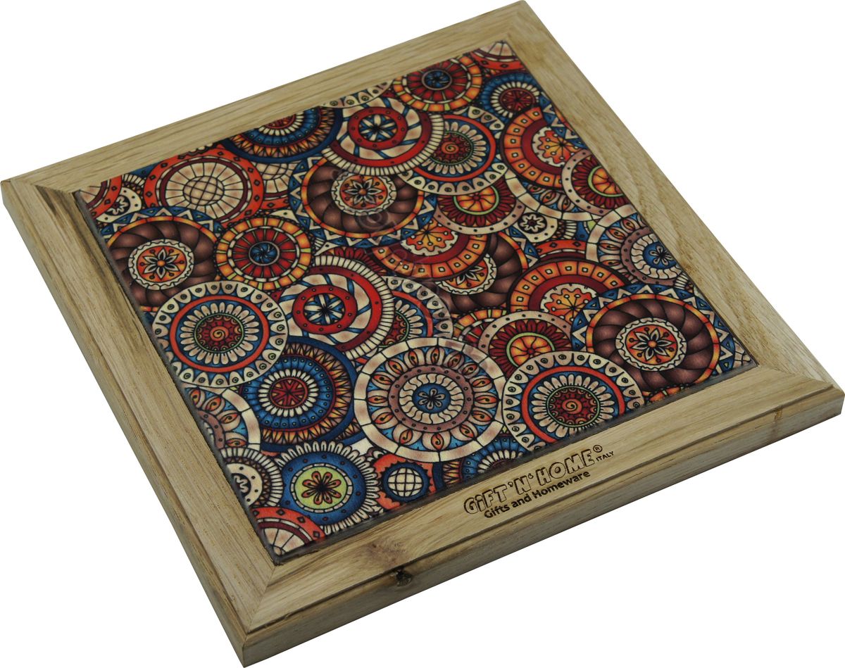 Подставка под горячее Giftnhome Испанская мозайка круги, 23 х 20 смWTR-Mozaic(круги) Подставка под горячее Giftnhome Испанская мозайка круги, 23 х 20 смWTR-Mozaic(круги)Подставка из ценных пород древесины, дуб/ бук , с декоративной вставкой из качественной фанеры, с нанесением цветных фотопринтов. Данный товар несет двойную потребительскую функцию, обеспечивая декоративное и хозяйственное назначение. Он может быть использован для украшения помещений в качестве настенного панно и как подставка под горячую посуду.