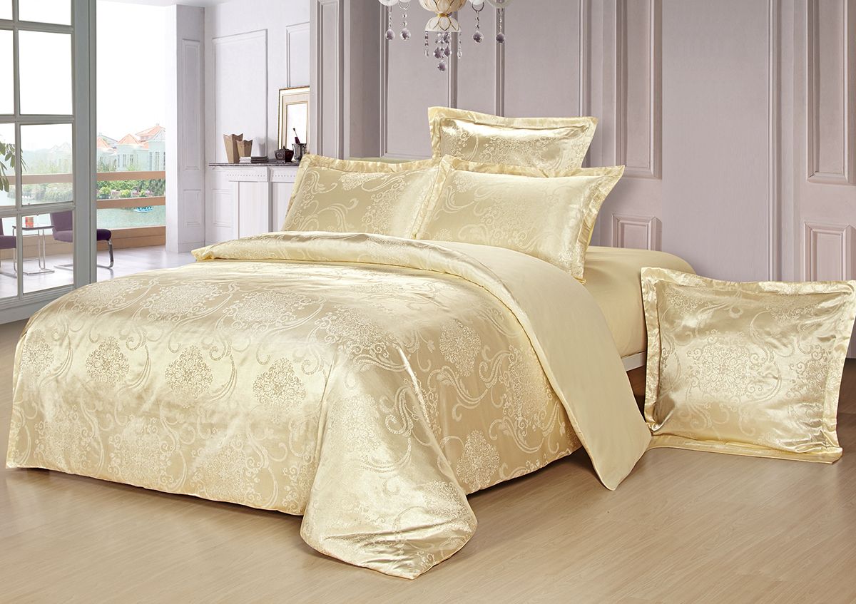 Комплект белья Versailles Монро, 2-спальное, наволочки 70x70, цвет: желтый85460 Комплект белья Versailles Монро, 2-спальное, наволочки 70x70, цвет: желтый85460Коллекция Versailles относится к продукции класса люкс. Постельное белье из сатина, сотканного из хлопка с добавлением вискозных волокон дарит приятные тактильные ощущения на протяжении всего сна, а уникальные жаккардовые узоры придают танки мягкий блеск и обеспечивают материалу особую прочность. Постельное белье «Versailles» - отличный подарок на любое торжество и идеальный выбор для взыскательных покупателей . Состав: Хлопок 70%, вискоза 30%