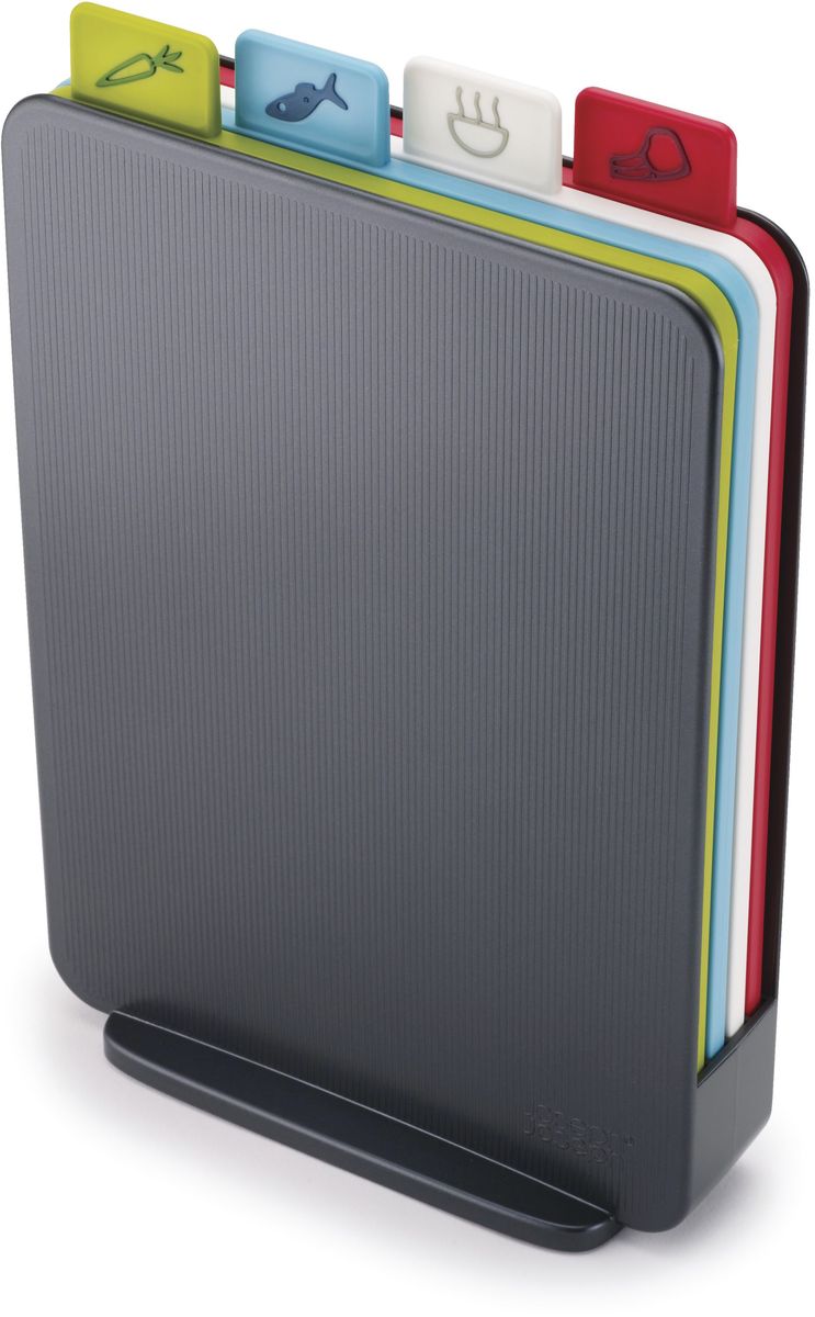Набор разделочных досок Joseph Joseph Index Compact, цвет: графит, 4 шт60130 Набор разделочных досок Joseph Joseph Index Compact, цвет: графит, 4 шт60130Новинка в коллекции бестселлеров Index. Теперь, благодаря вертикальному размещению в кейсе, набор разделочных досок занимает минимум места, сохраняя удобный размер. Простая и вместе с тем эффективная маркировка позволяет легко распределять доски для разных типов продуктов, сохраняя максимальную гигиену в процессе нарезки и исключая взаимное загрязнение продуктов. Специальные ярлыки помогают определить какую доску следует использовать для разных ингредиентов: сырого мяса, овощей, рыбы или хлеба. Силиконовые ножки на досках препятствуют скольжению. Инновационное покрытие досок не дает ножам затупиться. Края досок загнуты вверх для удержания сока и крошек.