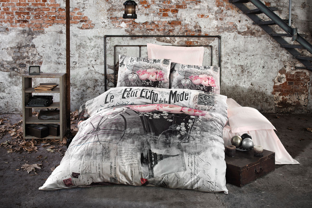 Комплект белья Issimo Home Petit Mode, евро, наволочки 50x70. 46244624 Комплект белья Issimo Home Petit Mode, евро, наволочки 50x70. 46244624Комплект постельного белья Issimo Home Petit Mode, выполненный из сатина (100% хлопка), создан для комфорта и роскоши. Комплект состоит из пододеяльника, простыни и 4 наволочек. Постельное белье оформлено оригинальным рисунком. Постельное белье оформлено оригинальным рисунком. Наволочки имеют застежку-клапан, пододеяльник застегивается на молнию. Сатин - хлопчатобумажная ткань полотняного переплетения, одна из самых красивых, прочных и приятных телу тканей, изготовленных из натурального волокна. Благодаря своей шелковистости и блеску сатин называют хлопковым шелком. Приобретая комплект постельного белья Issimo Home Petit Mode, вы можете быть уверенны в том, что покупка доставит вам и вашим близким удовольствие и подарит максимальный комфорт.