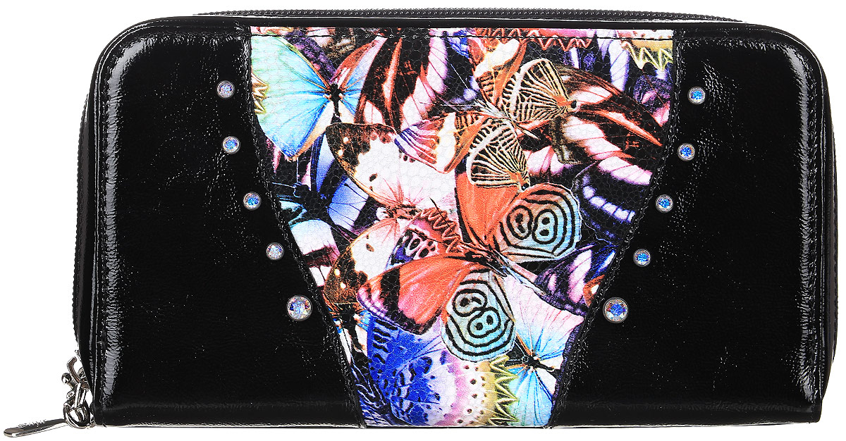 Портмоне женское Elisir Butterfly, цвет: черный. EL-NK271-PR0065-000EL-NK271-PR0065-000 Портмоне женское Elisir Butterfly, цвет: черный. EL-NK271-PR0065-000EL-NK271-PR0065-000Женское портмоне Elisir выполнено из натуральной кожи. Модель с композицией из кристаллов Swarovski, закрывается на молнию, дополнено ручкой-петлей на карабине. Внутри 4 отделения для купюр, отделение для мелочи на молнии и 16 карманов для кредиток. Упакован в картонной коробке Elisir.
