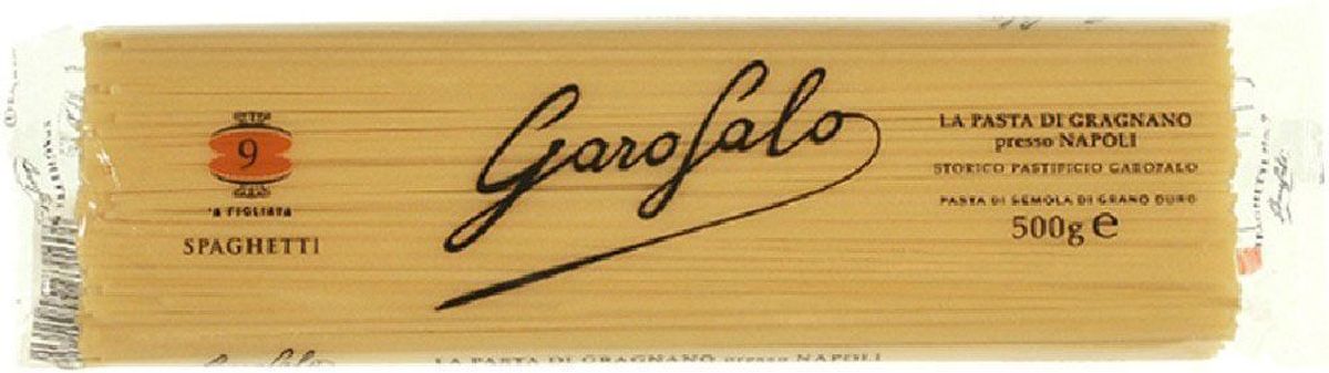 Garofalo Спагетти № 9, 500 г259500 Garofalo Спагетти № 9, 500 г259500Компания Pastificio Lucio Garofalo S.p.A. первой в Италии организует производство пасты передовых стандартов и получает сертификат ISO 9001. Еще до 17 в. паста не являлась основной итальянской пищей, но с развитием производства Гарофало в регионе Неаполя паста становится блюдом традиционной итальянской кухни. Теперь и российские потребители могут попробовать Спагетти из твердых сортов пшеницы ТМ Garofalo. Эти классические итальянские спагетти длиной 26 см никогда не выйдут из моды. Рекомендуется подавать их с томатными соусами или использовать в приготовлении запеканок.