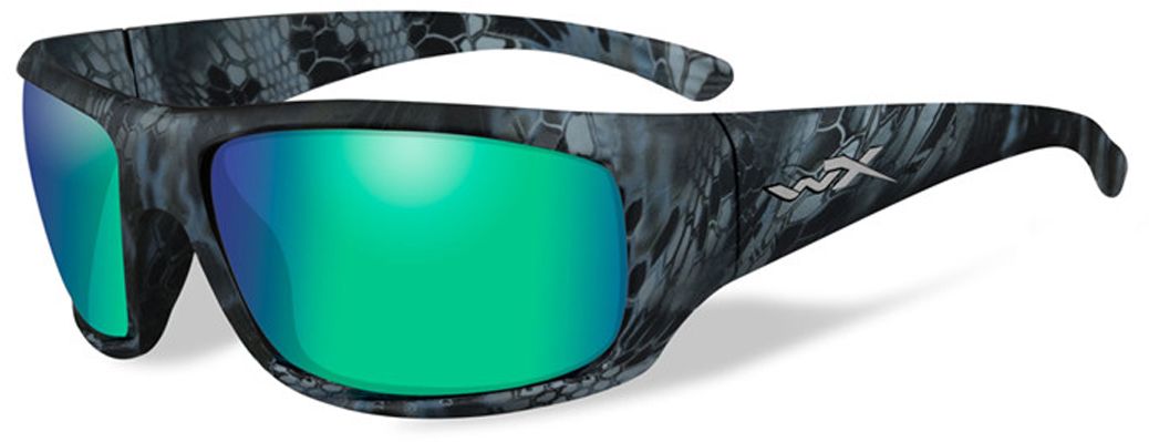 Очки солнцезащитные WileyX Omega Polarized, для охоты, рыбалки и активного отдыха, цвет: Emerald Mirror, Amber (Kryptek Neptune)ACOME12 Очки солнцезащитные WileyX Omega Polarized, для охоты, рыбалки и активного отдыха, цвет: Emerald Mirror, Amber (Kryptek Neptune)ACOME12Зеркальные изумрудно-янтарные поляризованные линзы, с многослойным покрытием, разработаны специально для усиления цветового контраста и обеспечения высокого уровня визуального восприятия. Данная модель обеспечивает превосходные характеристики четкочти цветов и остроты зрения при любых условиях освещения ПОЛЯРИЗАЦИОННЫЙ ФИЛЬТР 8ТМ Запатентованная WileyX технология поляризации линз обеспечивает 100% поляризацию и 100% защиту от ультрафиолетовых лучей для непревзойденной четкости и контрастности изображения. ЗАЩИТА ОТ УДАРОВ НА ВЫСОКОЙ СКОРОСТИ Оправа и линзы должны выдерживать удар тяжелого снаряда весом 500 гр, падающего с высоты 127 см ПРОЧНОЕ ПОКРЫТИЕ Устойчивое к царапинам покрытие защищает линзы от механических повреждений и продлевает срок их службы. АНТИБЛИКОВОЕ ПОКРЫТИЕ Антибликовое покрытие устраняет нежелательные отражения с поверхностей линз. ВОДООТТАЛКИВАЮЩЕЕ ПОКРЫТИЕ Водоотталкивающее покрытие обеспечивает скатывание воды с поверхности линз. Используется только на...