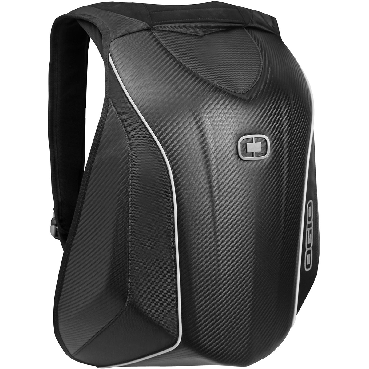 Рюкзак городской OGIO Moto. No Drag Mach 5 Pack (A/S), цвет: черный. 031652164291031652164291 Рюкзак городской OGIO Moto. No Drag Mach 5 Pack (A/S), цвет: черный. 031652164291031652164291Идеальный пример грамотно организованного пространства для постоянного и показательного порядка Ваших личных вещей во время поездок на мотоцикле. Ogio No Drag Mach 5 целенаправленно создан для байкеров и их комфорта – рюкзак имеет обтекаемую форму и множество функциональных опций. Основное отделение имеет независимые карманы для ноутбука, планшета, телефона, бумажника, мелких аксессуаров. Боковые эластичные крепления позволят удобно закрепить обувь, сетчатый разделитель поможет аккуратно расположить одежду, а отделение для линзы шлема и внешний потайной карман для очков с флисовой подкладкой позаботятся об их сохранности и комфортном хранении при транспортировке. Рюкзак оснащен мягкой спинкой с возможностью заднего доступа, а также поясным ремнем и грудной стяжкой для самой надежной посадки.
