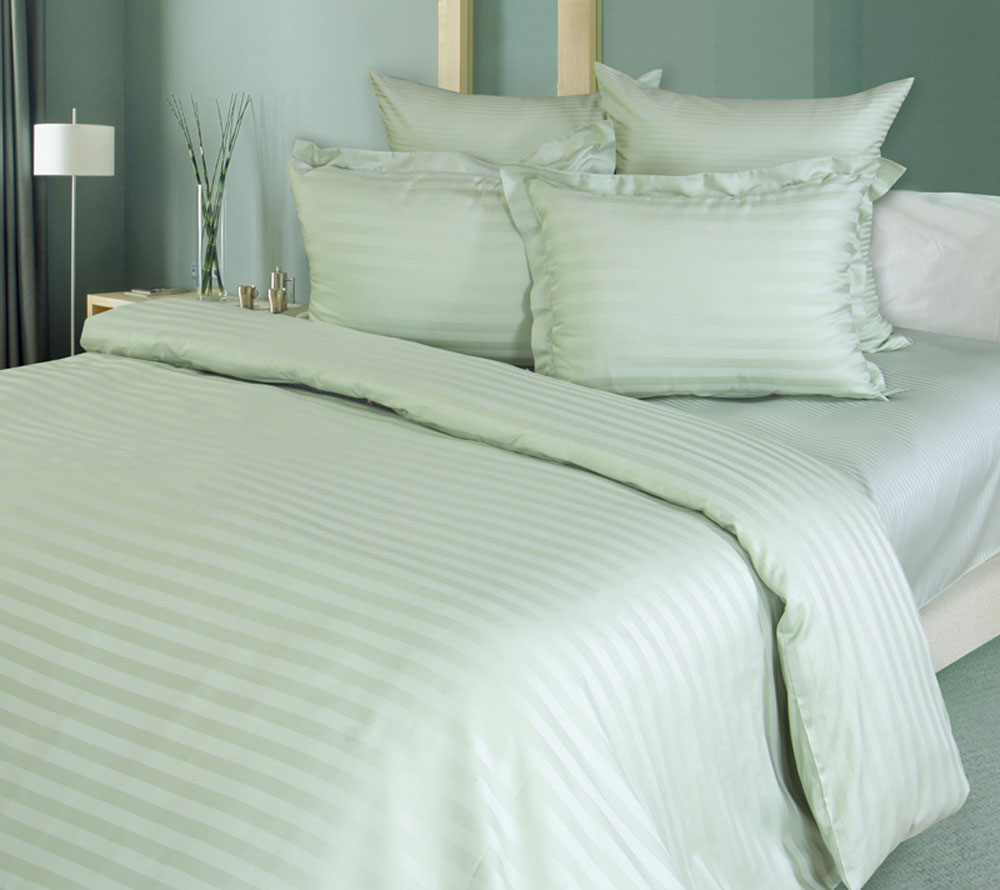 Комплект белья Folke Stripes, 2-спальный с евро простыней, наволочки 50x70, цвет: оливковыйBEDSETO2 Комплект белья Folke Stripes, 2-спальный с евро простыней, наволочки 50x70, цвет: оливковыйBEDSETO2Комплект постельного белья Stripes изготовлен из натурального, 100% хлопка страйп-сатина сложного плетения, создающего эффект чередования матовых и глянцевых полос. У постельного белья гладкая и приятная на ощупь фактура с шелковым блеском. Белье Stripes - это вечная классика и изысканный вкус.