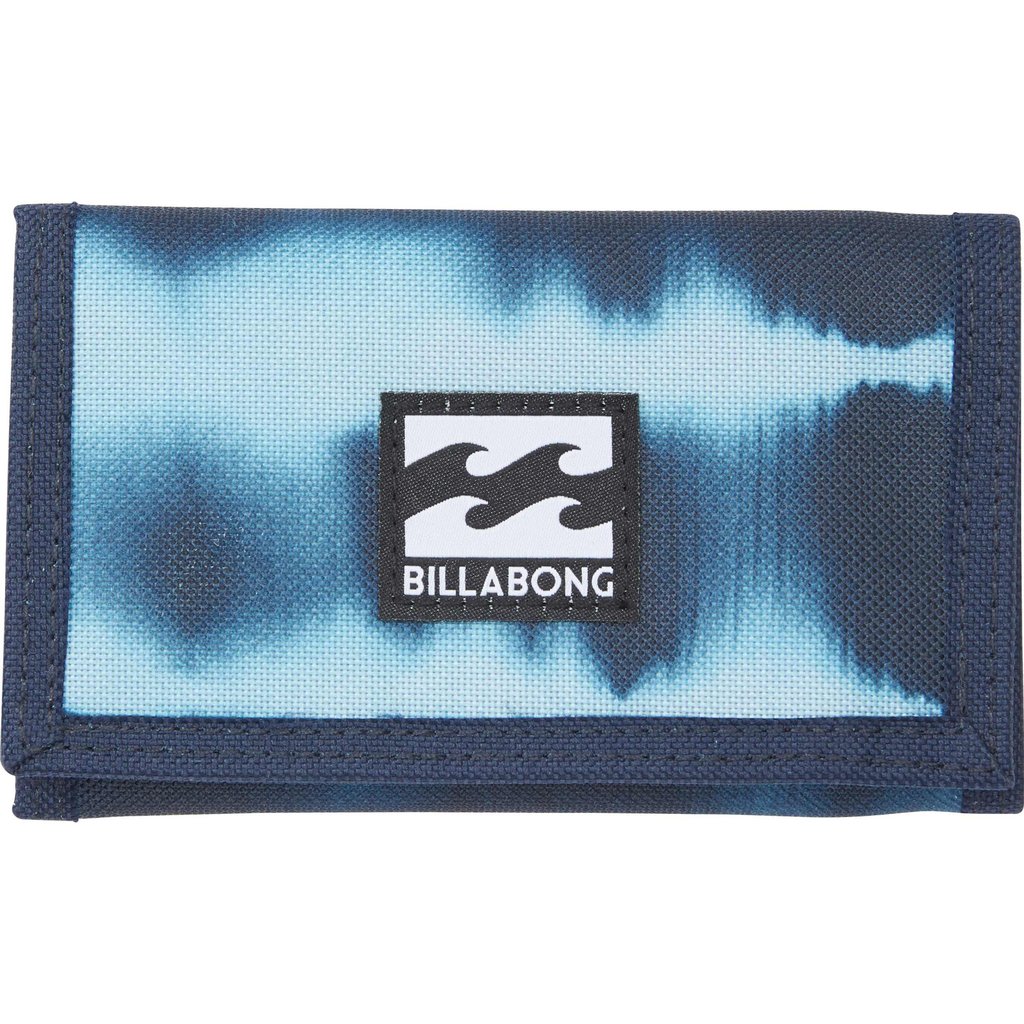 Кошелек Billabong Atom Wallet, цвет: синий, голубой. 36078693694833607869369483 Кошелек Billabong Atom Wallet, цвет: синий, голубой. 36078693694833607869369483Классический тряпичный кошелек с новыми расцветками от Billabong.
