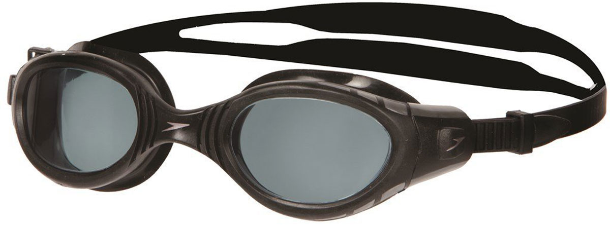 Очки для плавания Speedo Futura BioFUSE, цвет: черный, серый8-012327649 Очки для плавания Speedo Futura BioFUSE, цвет: черный, серый8-012327649Плавательные очки Speedo Futura BioFUSE. Усовершенствованная модель популярных Futura. Уплотнитель BioFuse плотно прилегает, делая очки практически неощутимыми и не оставляет следов вокруг глаз. Линзы с покрытием Ultra Antifog не запотевают, не пропускают ультрафиолетовые лучи и имеют расширенный угол обзора. Система SpeedoFit для быстрой и простой подстройки. В комплект входит мешочек для очков. Линзы: поликарбонат. Оправа: полипропилен. Уплотнитель синтетическая резина TPR. Ремешок: силикон.