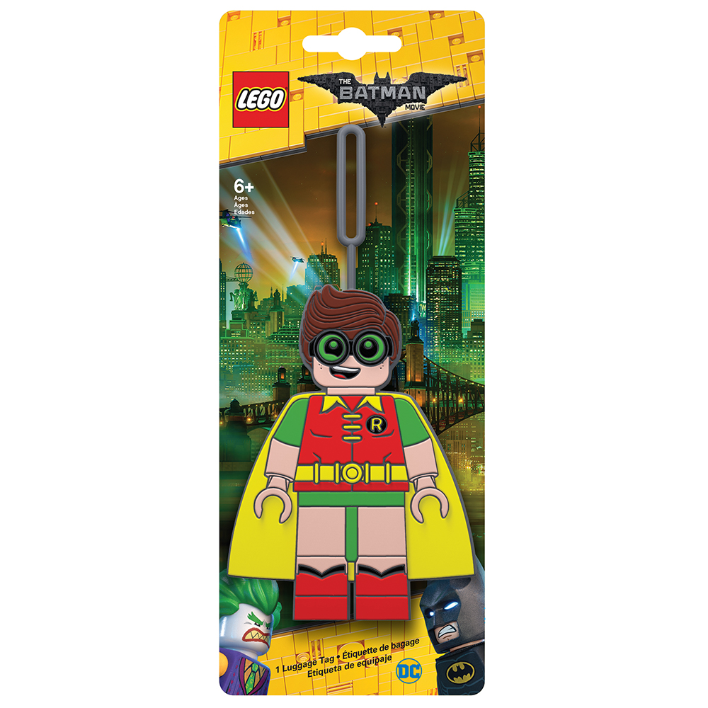 Бирка для багажа LEGO Batman Movie Robin. 5175151751 Бирка для багажа LEGO Batman Movie Robin. 5175151751Силиконовая бирка надежно крепится к багажу с помощью петли. Яркий и неповторимый дизайн сразу же привлечет внимание, и вы легко отыщите свой чемодан на транспортной ленте. Запишите свои контактные данные на обратной стороне бирки и можете не бояться, что ваш чемодан потеряется, ведь теперь работники аэропорта точно будут знать его хозяина.