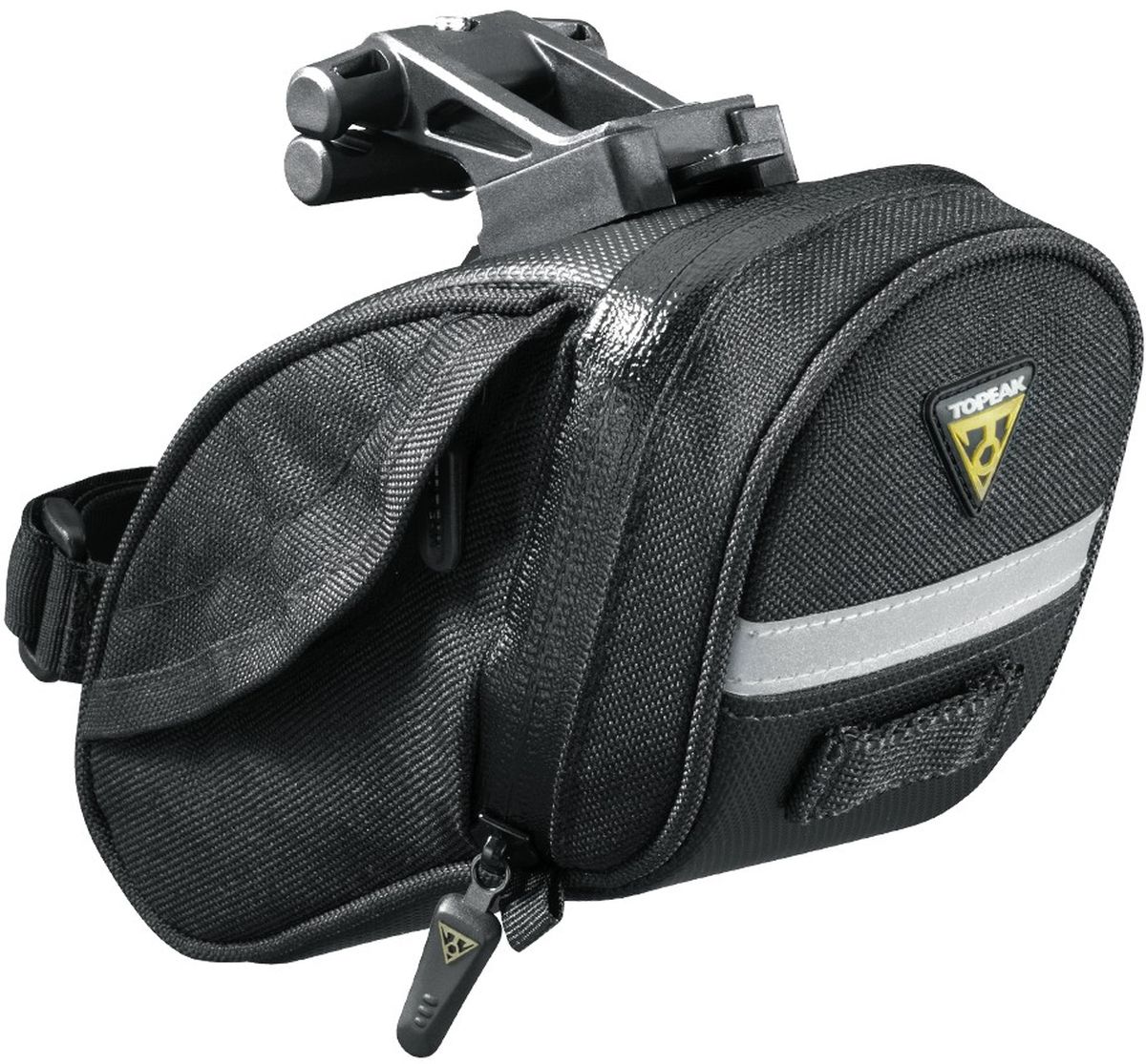 Сумка подседельная TOPEAK Aero Wedge Pack DX w/F25, с креплениемTC2269B Сумка подседельная TOPEAK Aero Wedge Pack DX w/F25, с креплениемTC2269BПодседельная сумка Topeak Aero Wedge - это аэродинамичный модерн дизайн, не создающий препятствий встречному потоку и не влияющий на скорость. Конструктивно всё содержимое этой велосумки надёжно защищено и удерживает от соприкосновения с рамой и другими деликатными частями. Достаточно вместительная сумка для основных инструментов, которые могут потребоваться в дороге. Предназначается для горного велосипеда, актуальна как на короткие дистанции, так и в длительных велопоходах. Для безопасности в ночное время суток сумка оснащается светоотражающей полосой M3. Удобная велосумка, которая не раз выручит вас в пути! Материал: 1000 нейлон. Объем: 0.45 л. Вес: 125 г. Размер: 16 x 8.5 x 8.5 cм.
