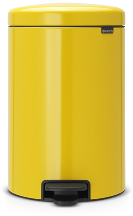 Мусорный бак с педалью Brabantia NewIcon, 20 л. 113963113963 Мусорный бак с педалью Brabantia NewIcon, 20 л. 113963113963Этот 20-литровый бак с педалью – отличное решение для кухни или гостиной: большое загрузочное отверстие позволяет аккуратно собирать мусор, не просыпая на пол. Бесшумный – плавное закрывание крышки и необыкновенно мягкий ход педали. Не пропускает запах – плотно прилегающая крышка. Устойчивый – специальное устройство, предотвращающее опрокидывание бака. Не повреждает пол – нескользящее основание. Удобная очистка –съемное внутреннее пластиковое ведро. Бак удобно перемещать – специальная ручка в блоке крепления крышки. Всегда опрятный вид – в комплекте идеально подходящие по размеру мешки для мусора PerfectFit (размер D). Сертификат соответствия концепции регенерации Cradle to Cradle. Изготовлен на 40% из переработанных материалов, подлежит вторичной переработке вместе с упаковкойна 98%. 10 лет гарантии. Brabantia c заботой о вашем доме и планете. Добрые дела сегодня – залог счастливого завтра. Мусорные баки с педалью newIcon не только...