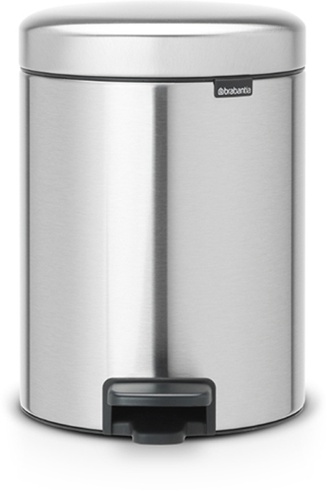 Мусорный бак с педалью Brabantia NewIcon, 5 л. 112102112102 Мусорный бак с педалью Brabantia NewIcon, 5 л. 112102112102Этот 5-литровый бак с педалью идеально подходит для ванной, туалета или детской комнаты. Бесшумный – плавное закрывание крышки и необыкновенно мягкий ход педали. Не пропускает запах – плотно прилегающая крышка. Устойчивый – специальное устройство, предотвращающее опрокидывание бака. Не повреждает пол – нескользящее основание. Удобная очистка – съемное внутреннее пластиковое ведро. Всегда опрятный вид – в комплекте идеально подходящие по размеру мешки для мусора PerfectFit (размер В). Сертификат соответствия концепции регенерации Cradle to Cradle. Изготовлен на 40% из переработанных материалов, подлежит вторичной переработке вместе с упаковкойна 98%. 10 лет гарантии. Brabantia c заботой о вашем доме и планете. Добрые дела сегодня – залог счастливого завтра. Мусорные баки с педалью newIcon не только безупречно красивы, они еще и надежные работники! Покупая этот бак, вы вносите вклад в крупнейший проект по очистке мирового океана от пластикового...