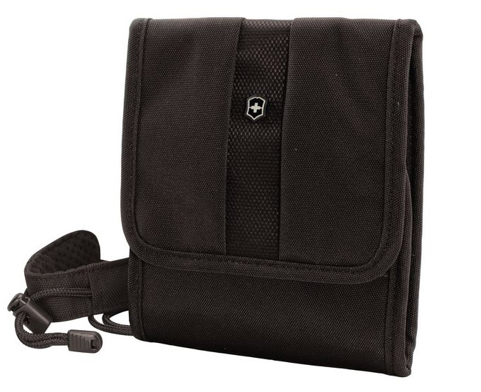 Бумажник Victorinox Lifestyle Accessories 4.0 Travel Wallet, цвет: черный, 6 л31172301 Бумажник Victorinox Lifestyle Accessories 4.0 Travel Wallet, цвет: черный, 6 л31172301Коллекция Lifestyle Accessories 4.0 включает в себя широкий ассортимент решений для путешествий и повседневной жизни.Независимо от пункта назначения данные высокопрактичные аксессуары станут важнейшей составляющей вашей поездки. VICTORINOX арт. 31172301 ДОРОЖНЫЙ БУМАЖНИК 15x3x17 см 0,15 кг • Благодаря мягкому регулируемому шнурку бумажник можно носить на шее или при помощи специального крепления на ремень - на поясе • Несколько карманов на молнии предназначены для хранения паспорта, дорожных документов, монет и большинства видов денежных купюр • Включает специальные карманы для карточек, а также карман из микросетчатого материала для удостоверения личности