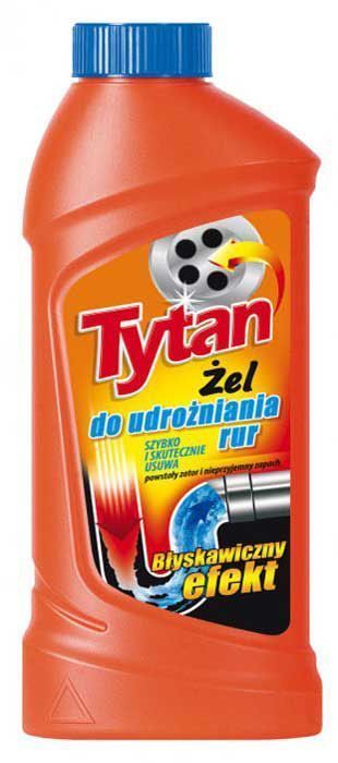 Гель Tytan, для чистки канализационных труб, 500 мл703055 Гель Tytan, для чистки канализационных труб, 500 мл703055Гель является высокоэффективным средством, которое без проблем удаляет возникшие пробки в водоотводящих трубах, например, кухонных раковин, ванн, раковин-умывальников, поддонов в душевых кабинах и пр. Разработанная формула густого геля непосредственно попадает в пробку через стоячую воду и полностью растворяет кухонные отходы, волосы, старый жир, бумагу, мыльный осадок и прочие загрязнения. Регулярное применение геля, например, раз в неделю, позволяет удерживать проходимость водоотводящих труб и предотвращает выделение неприятного запаха. Гель является безопасным, не повреждает труб, металла и эмали.