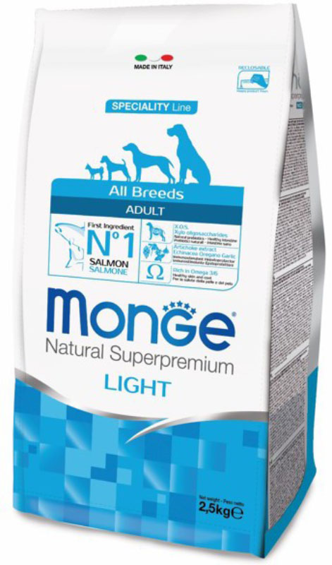 Корм сухой Monge Dog Speciality Light для собак всех пород, низкокалорийный, с лососем и рисом, 2,5 кг70011228 Корм сухой Monge Dog Speciality Light для собак всех пород, низкокалорийный, с лососем и рисом, 2,5 кг70011228Корм сухой Monge Dog Speciality Light - низкокалорийный полнорационный корм для взрослых собак всех пород с особыми потребностями. Разработан на основе лосося северного моря, богат омега-3 и омега-6 жирными кислотами, которые позволяют предупредить воспалительные процессы и сохранить здоровье кожи и шерсти вашего питомца. Лосось и рис гарантируют правильное усвоение белков и углеводов. Корм прекрасно подходит для собак с проблемами пищеварения и кожными заболеваниями. Данный продукт предназначен для собак с заболеваниями кожи, такими, как дерматит, перхоть, зуд, а также для собак со светлой шерстью. Глюкозамин, хондроитин и МСМ благотворно влияют на здоровье всего костного аппарата, помогают предотвратить возникновение болезней суставов. Анализ компонентов: сырой белок 24,00%, сырые масла и жиры 12,00%, сырая клетчатка 2,50%, сырая зола 6,00%, кальций 1,40%, фосфор 0,90%, омега-6 жирные кислоты 3,50%, омега-3 жирные кислоты 0,70%. Пищевые...