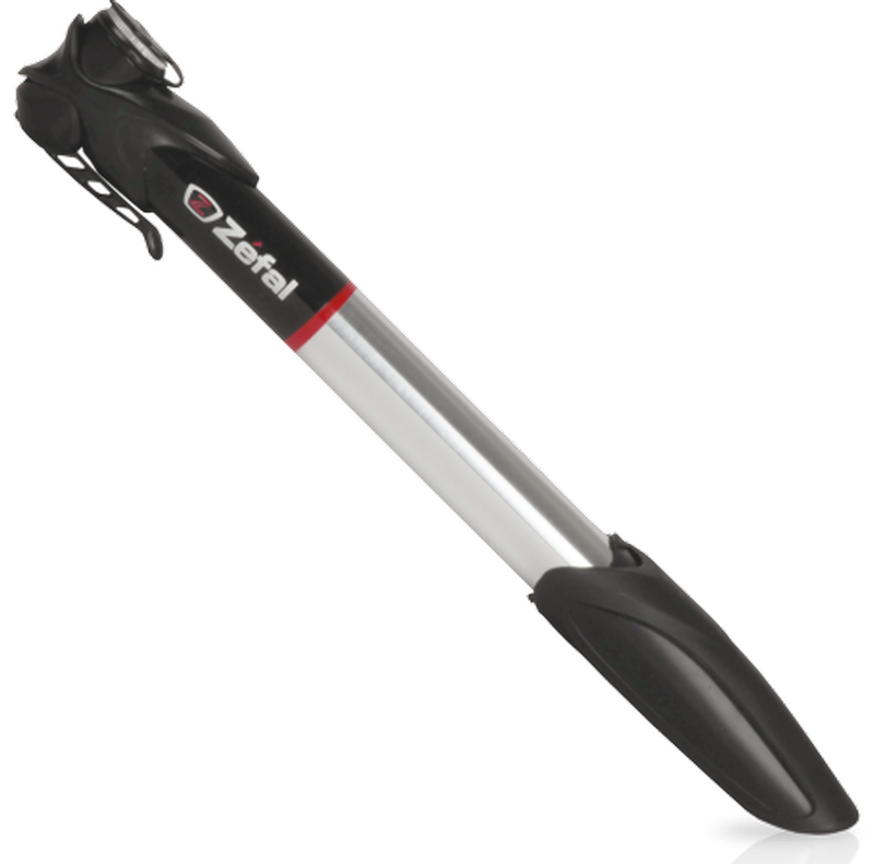Насос велосипедный Zefal Air Profil XL, ручной, цвет: серый металлик8400 Насос велосипедный Zefal Air Profil XL, ручной, цвет: серый металлик8400Насос с увеличенной рабочей камерой и телескопическим поршнем, позволяет быстрее и с меньшими усилиями накачать любое колесо до давления 9 bar (130 psi). Air Profil XL сделан из лёгкого алюминия, что гарантирует низкий вес (всего 108 грамм) и большой срок службы. Насос поддерживает все основные стандарты велосипедных ниппелей: Presta и Schrader. В комплекте с насосом идёт крепление на раму (для удобной перевозки на раме велосипеда) и защита воздушного порта от грязи и пыли. ZEFAL – старейший французский производитель велосипедных аксессуаров премиального качества, основанный в 1880 году, является номером один на французском рынке велосипедных аксессуаров. • Для всех ниппелей: Presta и Schrader. • Накачка давления до 9 Bar (130 Psi) • Вес 108 г. • Длина 230 мм. • Алюминиевый корпус • Телескопический поршень • Крепление насоса на раму в комплекте • Защита воздушного порта от пыли и грязи