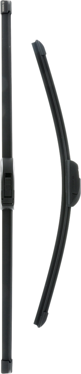 Щетки стеклоочистителя Bosch Aerotwin AR701S, бескаркасные, 650 мм/500 мм, 2 шт3397007706 Щетки стеклоочистителя Bosch Aerotwin AR701S, бескаркасные, 650 мм/500 мм, 2 шт3397007706Комплект бескаркасных щеток Bosch Aerotwin AR701S выполнен по современной технологии из высококачественных материалов. Щетки предназначены для установки на стекло автомобиля. Отличаются высоким качеством исполнения и оптимально подходят для замены оригинальных щеток, установленных на конвейере. Обеспечивают качественную очистку стекла в любую погоду. Простой и быстрый монтаж. AEROTWIN - серия бескаркасных щеток компании Bosch. Щетки имеют встроенный аэродинамический спойлер, что делает их эффективными на высоких скоростях, и изготавливаются из многокомпонентной резины с применением натурального каучука. Тип крепления: 1.