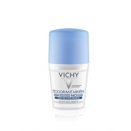 VICHY Дезодорант с минералами без солей алюминия 48часов 50 млM9174400 VICHY Дезодорант с минералами без солей алюминия 48часов 50 млM9174400Формула в основе нового дезодоранта VICHY без солей алюминия – настоящий коктейль важных для кожи минералов, подкрепленный минерализирующей термальной водой VICHY 48 часов сухости и свежести БЕЗ СПИРТА и ПАРАБЕНОВ. В формуле продукта полностью отсутствуют парабены, соли алюминия и спирт, что позволяет использовать средство на самой чувствительной коже, в том числе у аллергиков, лиц с непереносимостью солей алюминия (а так же просто предубеждением к этому компоненту) и после эпиляции. Но в то же время дезодорант достаточно эффективен. Формула средства основана на минеральных веществах натурального происхождения. В основной состав продукта входят магний (оксид магния очень гигроскопичен и впитывает излишнюю влагу, сохраняя кожу чистой и сухой), кальций (он успокаивает и укрепляет кожу, что актуально после бритья или эпиляции), хлор и гидрокарбонаты (для поддержания кислотно-щелочного баланса тканей) и натрий (увлажняет тонкую кожу). ...