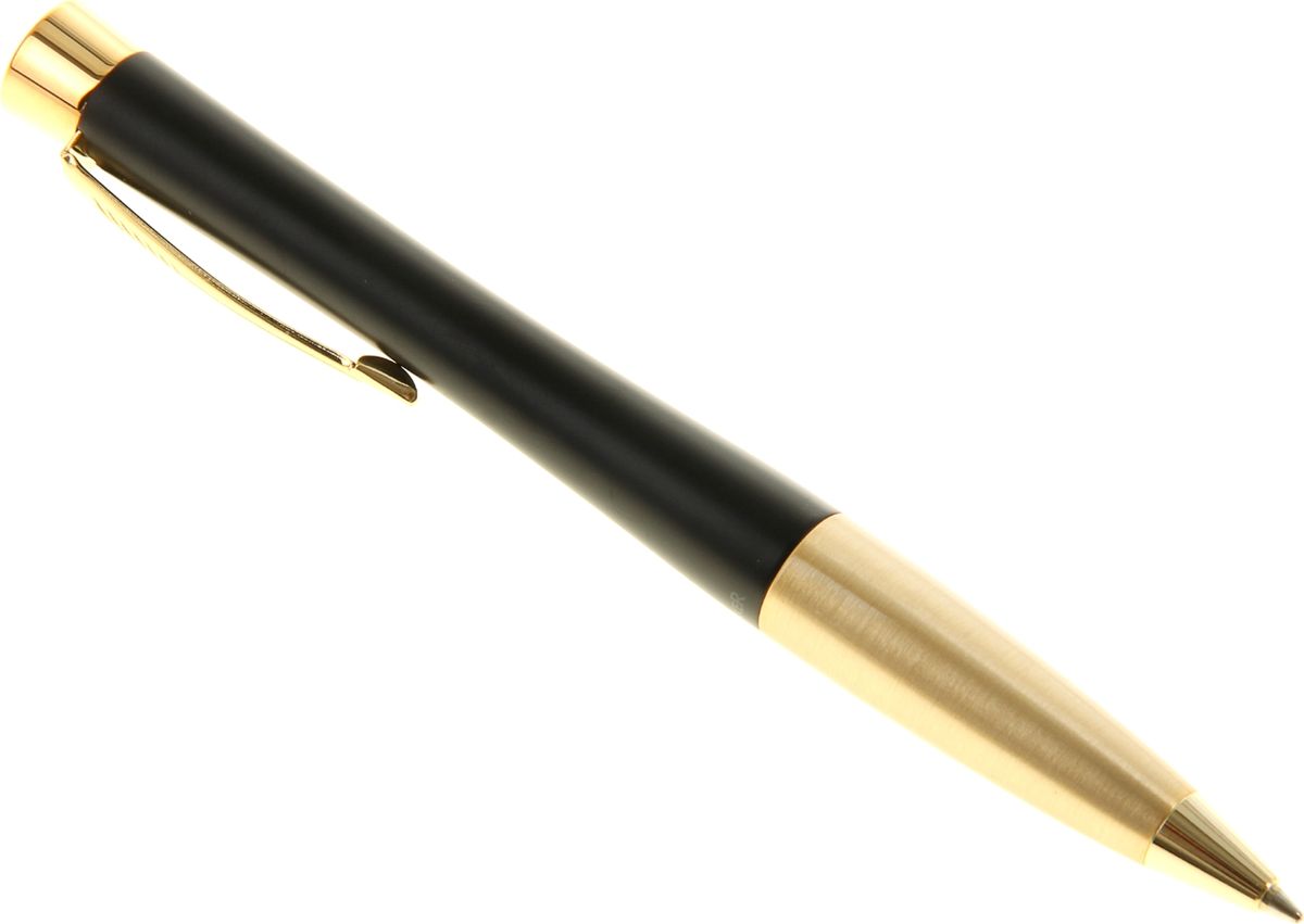Parker Ручка шариковая Urban Muted Black GT M синяя987535 Parker Ручка шариковая Urban Muted Black GT M синяя987535Parker — классика с современным оттенком. Этот культовый бренд отличается неугасаемым стремлением к совершенству. Уже на протяжении столетия он имеет отличную репутацию и ассоциируется с канцелярскими изделиями исключительно высокого качества, подчеркивая тем самым верность традициям, надежность, элегантность, стиль и желание привносить новое в свои образцы. Ручка шариковая Parker Urban Muted Black GT M, синие чернила — сочетание неповторимого дизайна и прекрасного исполнения. Этот аксессуар станет элитным и статусным презентом для коллег, друзей, а также настоящим украшением любого рабочего стола.