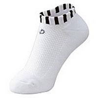 НоскиAK01 НоскиAK01Носки Phiten Aquatitan Sport X10 способствуют снятию усталости и напряжения ног, стоп. Пропитаны акватитаном с фактором X10.