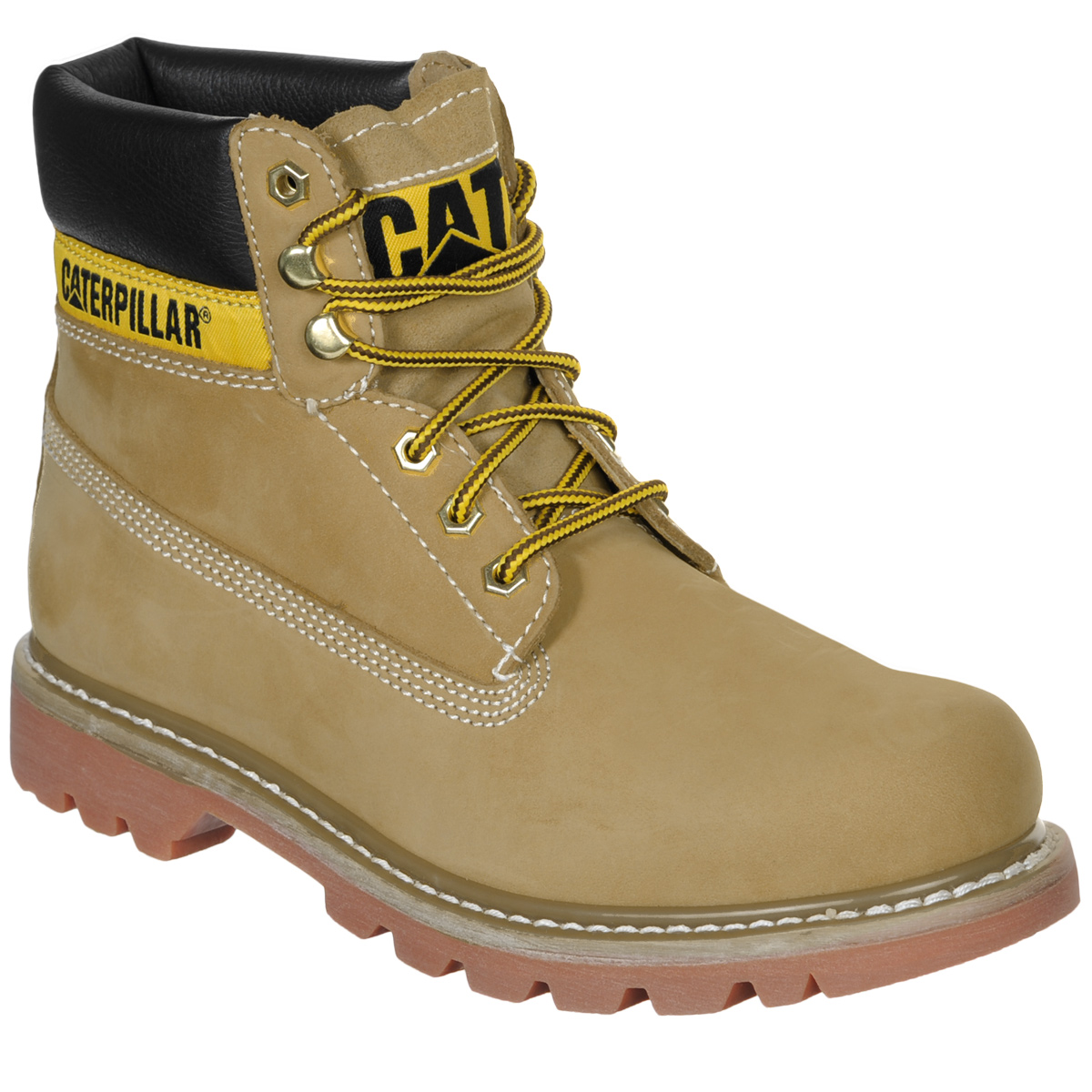 БотинкиP306831 БотинкиP306831Стильные женские ботинки Colorado от Caterpillar надежно защитят вас от холода. Верх выполнен из натуральной замши со вставками из полиуретана. Подкладка изготовлена из мягкого текстильного материала, позволяющего сохранять ваши ноги в тепле. Шнуровка надежно фиксирует модель на ноге. Оформлено изделие по бокам и на язычке нашивками с названием и логотипом бренда. Стельки из пластика EVA обеспечивают комфортное положение стопы и амортизацию. Резиновая подошва с крупным протектором обеспечивает хорошее сцепление с поверхностью. Такие ботинки отлично подойдут для каждодневного использования и подчеркнут ваш стиль и индивидуальность.
