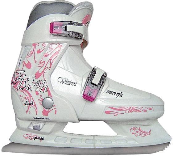 CK Vision 2014CK Vision 2014 Boy Grey CK Vision 2014CK Vision 2014 Boy GreyСК (Спортивная коллекция) Vision Girl - это стильные, прочные и эргономичные ледовые коньки, идеальный вариант для девочек. Модель обладает превосходной системой, которая позволяет подошве изменяться и расти вместе с ногой девочки. Внешняя основа ботинка стойкая к повреждениям и преждевременному износу. Полиуретановый каркас защищает от деформации при падении. Внутренняя часть из капровелюра легко чистится, не требуя особых усилий. Интегрированная подошва обеспечивает устойчивость на льду. Рама коньков СК (Спортивная коллекция) Vision Girl усилена и облегчена, не утяжеляет детскую ногу при эксплуатации. Лезвие СК (Спортивная коллекция) Vision Girl из легированной стали, стойкой к коррозии. С помощью двух мобильных клипс можно быстро застегнуть ботинок.
