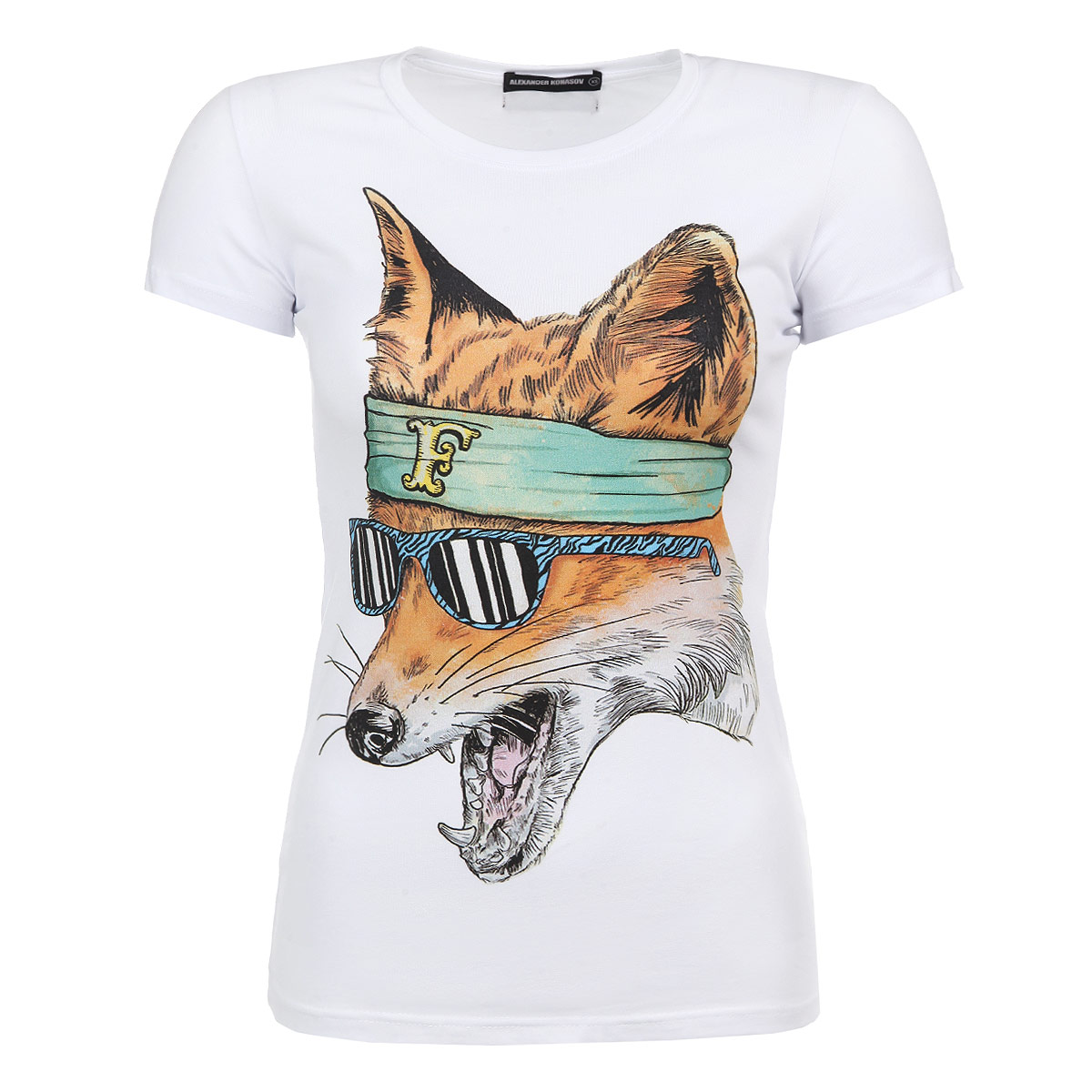 ФутболкаFoxy Face ФутболкаFoxy FaceСтильная женская футболка Alexander Konasov Foxy Face, выполненная из высококачественного мягкого хлопка с небольшим добавлением лайкры, обладает высокой теплопроводностью, воздухопроницаемостью и гигроскопичностью, позволяет коже дышать. Футболка с короткими рукавами и круглым вырезом горловины спереди оформлена оригинальным принтом с изображением лиса в очках и бандане. Эта футболка - идеальный вариант для создания эффектного образа. Все изделия бренда Alexander Konasov кроятся только по лекалам из высококачественной ткани, идеально сидят на фигуре, после стирки не деформируются.