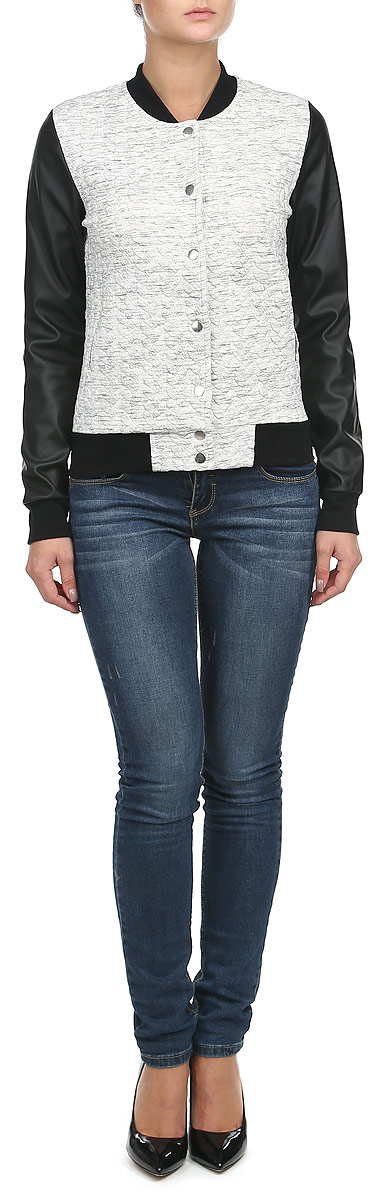 ЖакетZ-KP-1802 GREY MEL ЖакетZ-KP-1802 GREY MELСтильный женский жакет Moodo - отличный вариант для прохладной погоды. Модель прямого кроя с длинными рукавами и круглым вырезом горловины застегивается на металлические кнопки и дополнена двумя прорезными карманами по бокам. Жакет выполнен из фактурной ткани в сочетании с кожаными рукавами. Горловина, низ и манжеты рукавов дополнены трикотажной резинкой, обеспечивающей более плотное прилегание. Этот теплый и эффектный жакет, несомненно, впишется в ваш гардероб, в нем вы будете чувствовать себя уютно и комфортно.