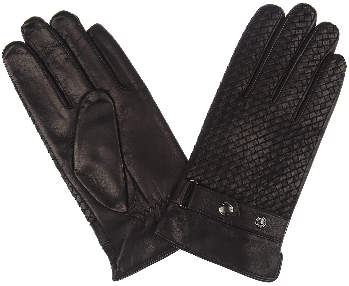 Перчатки мужские 2.602.60-1 black Перчатки мужские 2.602.60-1 blackПотрясающие мужские перчатки Fabretti не только защитят ваши руки, но и станут любимым аксессуаром. Перчатки выполнены из кожи эфиопского ягненка, а их подкладка - из шерсти с добавлением кашемира. Перчатки оформлены эксклюзивной плетеной кожей. С лицевой стороны манжеты дополнены декоративными ремешками на кнопках. Тыльная сторона оснащена резинкой для оптимальной посадки модели на руке. Модель благодаря своему лаконичному исполнению прекрасно дополнит образ любого мужчины и сделает его более стильным, придав тонкую нотку брутальности.