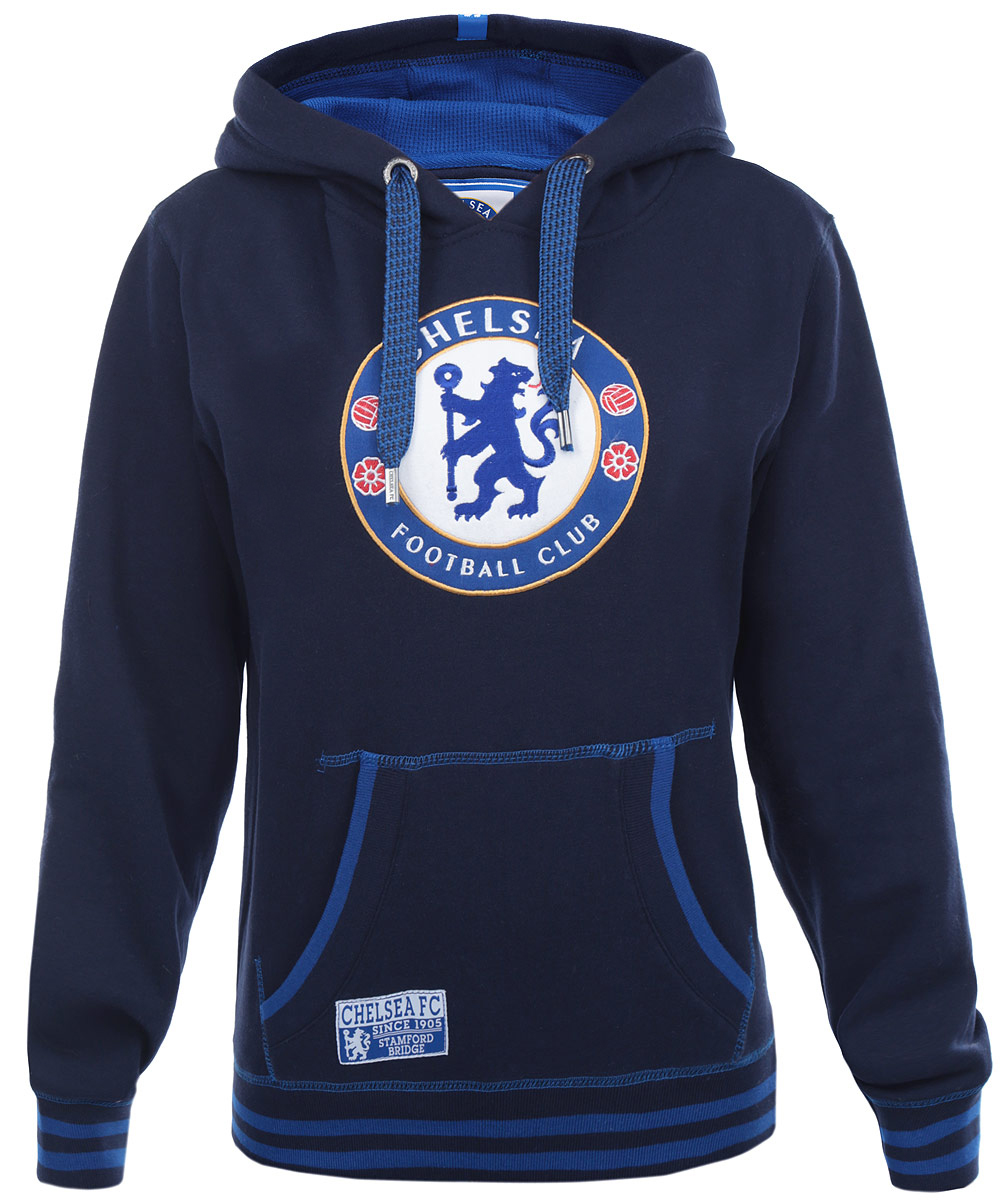 Толстовка08410 Толстовка08410Теплая детская толстовка Chelsea порадует любого юного поклонника знаменитого футбольного клуба. Изготовленная из хлопка с добавлением полиэстера, она очень мягкая и приятная на ощупь, не сковывает движения и позволяет коже дышать, не раздражает нежную ребенка, обеспечивая наибольший комфорт. Лицевая сторона изделия гладкая, изнаночная - с теплым мягким начесом. Толстовка с длинными рукавами и капюшоном со шнурком оформлена нашивкой в виде логотипа футбольного клуба Chelsea. Низ модели и манжеты рукавов дополнены трикотажной эластичной резинкой с контрастными полосками. Спереди предусмотрен карман-кенгуру. Современный дизайн и расцветка делают эту модель модным предметом детского гардероба. В ней ваш ребенок будет чувствовать себя уютно и комфортно, и всегда будет в центре внимания!