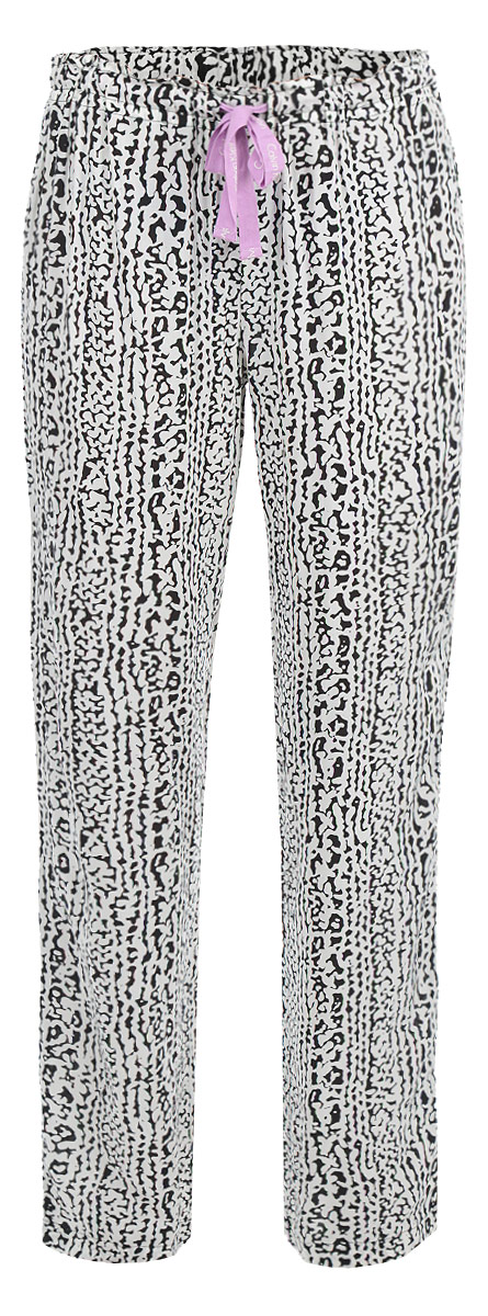 ПижамаS1614EIP1 ПижамаS1614EIP1Женские пижамные брюки Calvin Klein Underwear подарят настоящий комфорт своей обладательнице. Выполненные из 100% вискозы, они легкие, приятные к телу, отлично пропускают воздух. Брюки свободного кроя имеют на талии резинку, которая дополнительно регулируется скрытым шнурком. Модель оформлена оригинальным ярким принтом. Такие брюки придадут непринужденному домашнему образу завершенность, в них вы будете чувствовать себя комфортно и уютно!