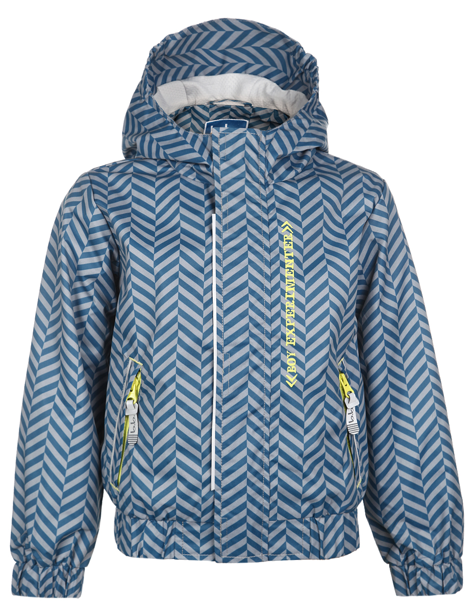 Ветровка116BBBB4008 Ветровка116BBBB4008Ветровка для мальчика Button Blue Active, изготовленная из водонепроницаемой и ветрозащитной ткани, идеально подойдет ребенку для активного отдыха. Грязеотталкивающее покрытие повышает износостойкость модели, что обеспечивает ей отличный внешний вид на всем протяжении носки. Материал обладает антиаллергенными свойствами, хорошей воздухопроводимостью. Ветровка с капюшоном застегивается на пластиковую молнию с защитой подбородка и дополнительно имеет внешнюю ветрозащитную планку на липучках. Капюшон не отстегивается, присборен по краям на эластичные резинки. Спереди предусмотрены два втачных кармана на застежках-молниях. По краям рукавов и по низу изделия проходят широкие резинки, предотвращающие попадание холодного воздуха. Ветровка дополнена светоотражающими элементами для безопасности ребенка в темное время суток. Модель оформлена орнаментом елочка по всей поверхности, а также надписью. Легкая и комфортная ветровка идеально подойдет для прогулок и игр...