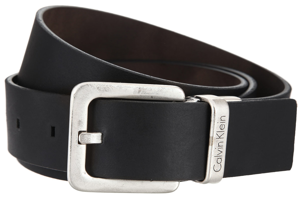 РеменьK60K600630 РеменьK60K600630Стильный мужской ремень Calvin Klein Jeans станет великолепным дополнением к любому образу. Ремень изготовлен из натуральной кожи и оформлен оригинальной пряжкой. Ширина изделия дает возможность эффективно применять его с джинсами или брюками. Изделие упаковано в фирменную коробку. Такой ремень шикарно дополнит образ и не перегрузит его лишними деталями, а также позволит вам подчеркнуть свой вкус и индивидуальность.