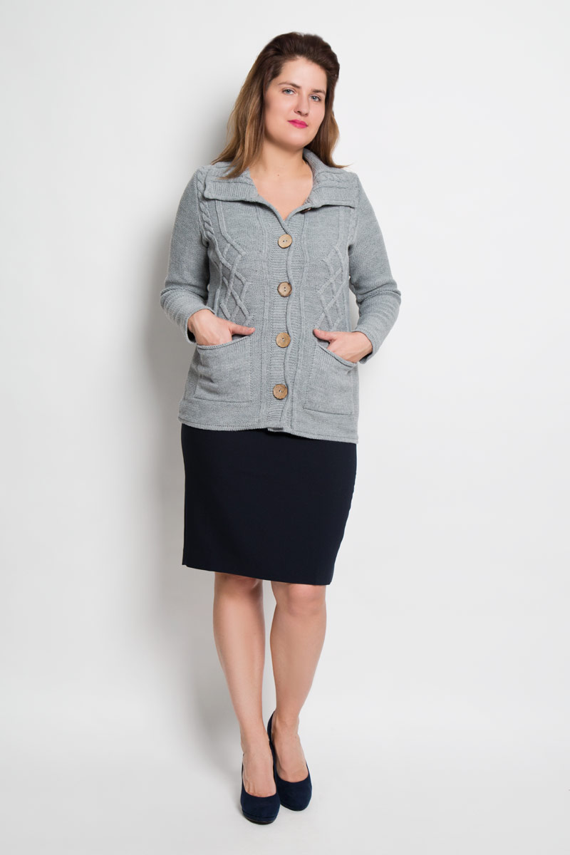 Кофта женская. 3438634386 Кофта женская. 3438634386Теплая кофта Milana Style, выполненная из высококачественного материала, согреет вас в прохладную погоду. Модель прямого кроя с отложным воротником и длинными рукавами спереди застегивается на пластиковые пуговицы по всей длине. Низ и манжеты изделия связаны мелкой резинкой, что предотвращает деформацию при носке. Спереди изделие дополнено двумя накладными карманами. Эта уютная кофта станет отличным дополнением к вашему гардеробу.
