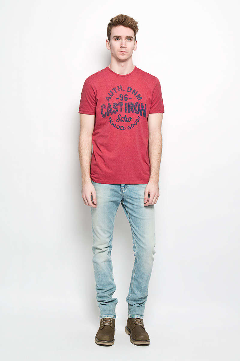 ФутболкаSPO2694CE ФутболкаSPO2694CEОригинальная мужская футболка Top Secret Casual Denim выполнена в современном городском стиле. Модель, изготовленная из высококачественного мягкого материала, не сковывает движения и позволяет коже дышать, обеспечивая наибольший комфорт. Футболка прямого кроя с круглым вырезом горловины оформлена ярким принтом. Идеальный вариант для тех, кто ценит комфорт и качество.