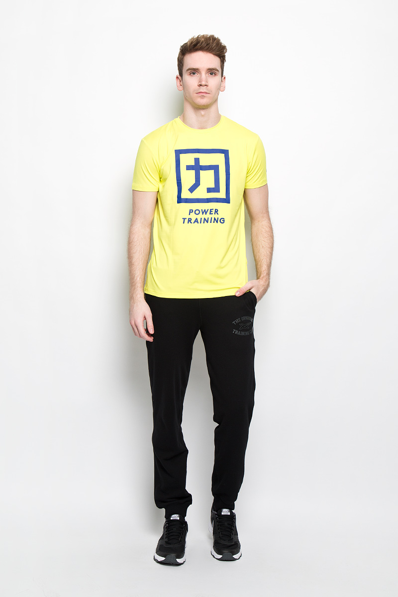 Футболка131464-0416 Футболка131464-0416Стильная мужская футболка Asics Power Training Top, выполненная из эластичного полиэстера, обладает высокой теплопроводностью, воздухопроницаемостью и гигроскопичностью и великолепно отводит влагу, оставляя тело сухим даже во время интенсивных тренировок. Такая футболка превосходно подойдет для занятий спортом и активного отдыха. Модель с короткими рукавами и круглым вырезом горловины - идеальный вариант для создания образа в спортивном стиле. Футболка оформлена крупным принтом спереди. Такая модель подарит вам комфорт в течение всего дня и послужит замечательным дополнением к вашему гардеробу.