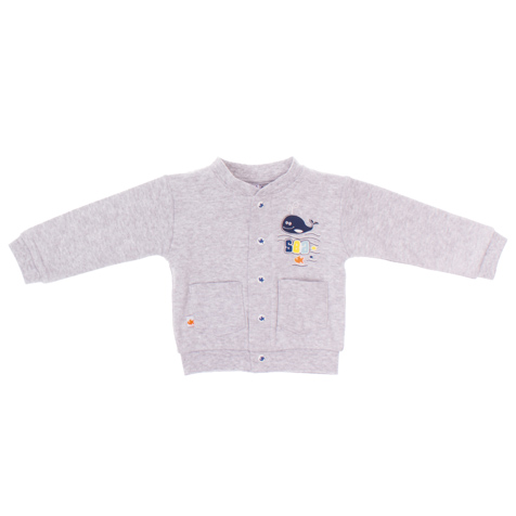 Кофта167802 Кофта167802Кофточка для мальчика PlayToday Baby идеально подойдет вашему малышу. Изготовленная из натурального хлопка, она необычайно мягкая и приятная на ощупь, не раздражает нежную кожу ребенка и хорошо вентилируется, а эластичные швы приятны телу малыша и не препятствуют его движениям. Кофточка с круглым вырезом горловины и длинными рукавами имеет застежки-кнопки по всей длине, которые позволяют без труда переодеть ребенка. Изделие оформлено яркой оригинальной термоаппликацией с изображением рыбок и надписью на английском языке. Вырез горловины, рукава и низ изделия дополнены трикотажными эластичными резинками. Кофточка дополнена двумя накладными кармашками. Оригинальный дизайн и яркая расцветка делают эту кофточку модным и стильным предметом детского гардероба. В ней вашему малышу всегда будет комфортно и уютно.