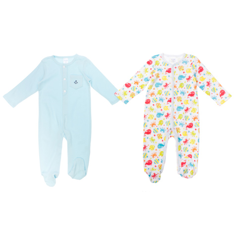 Комбинезон для мальчика Baby, 2 шт. 167806167806 Комбинезон для мальчика Baby, 2 шт. 167806167806Комбинезон для мальчика PlayToday Baby идеально подойдет вашему малышу. Изготовленный из натурального хлопка, он необычайно мягкий и приятный на ощупь, не сковывает движения и позволяет коже дышать, не раздражает даже самую нежную и чувствительную кожу ребенка, обеспечивая ему наибольший комфорт. Комбинезон с длинными рукавами и закрытыми ножками застегивается на металлические застежки-кнопки от выреза горловины до щиколоток, которые позволяют без труда переодеть ребенка или сменить подгузник. В комплект входят два полукомбинезона, один с круглым вырезом горловины дополнен накладным кармашком, оформленным изображением якоря, а другой с v-образным вырезом горловины по всей поверхности оформлен ярким разноцветным принтом. Современный дизайн и расцветка делают эти комбинезоны незаменимым предметом детского гардероба. В них вашему маленькому мужчине будет комфортно и уютно, и он всегда будет в центре внимания!