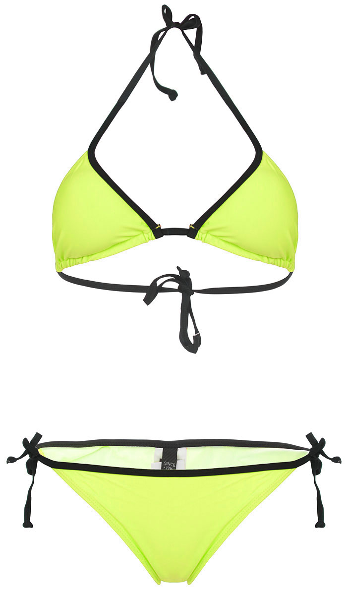 Купальник раздельныйSET 16_neon lime Купальник раздельныйSET 16_neon limeЯркий раздельный купальник F5, изготовленный из высококачественного материала, быстро сохнет и сохраняет первоначальный вид и форму даже при длительном использовании. Лиф завязывается на эластичные завязки на шее и спине. Чашечки дополнены съемными мягкими вставками. Трусики оснащены завязками на бедрах, что позволит регулировать ширину изделия. Такой купальник поможет вам легко создать женственный и незабываемый пляжный образ.