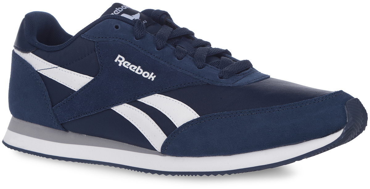Кроссовки мужские Royal Classic Jogger L. V70711V70711 Кроссовки мужские Royal Classic Jogger L. V70711V70711Стильные мужские кроссовки Royal Classic Jogger L от Reebok придутся вам по душе. Изделие, выполненное из текстиля и натуральной кожи, оформлено сбоку и на заднике названием бренда, на язычке - фирменной нашивкой, по бокам - контрастными полосками. Стелька Ortholite из EVA-материала с текстильной поверхностью препятствуют возникновению бактерий и запахов, позволяет ногам дышать. Классическая шнуровка гарантирует надежную фиксацию изделия на ноге. Промежуточная подошва из EVA-материала отлично амортизирует каждый шаг. Подошва с протектором елочка обеспечивает сцепление с любой поверхностью. Стильные кроссовки придутся вам по душе.